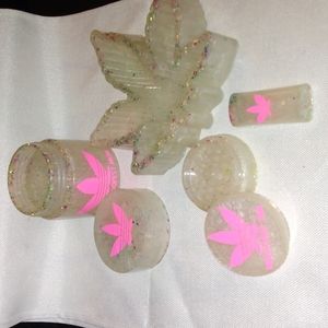 4 piece World Dopest Mom sparkle set